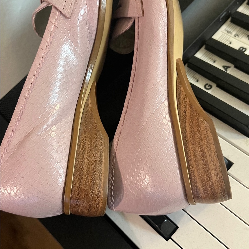 Enzo Angiolini Rose Pink Loafers - Picture 5 of 10